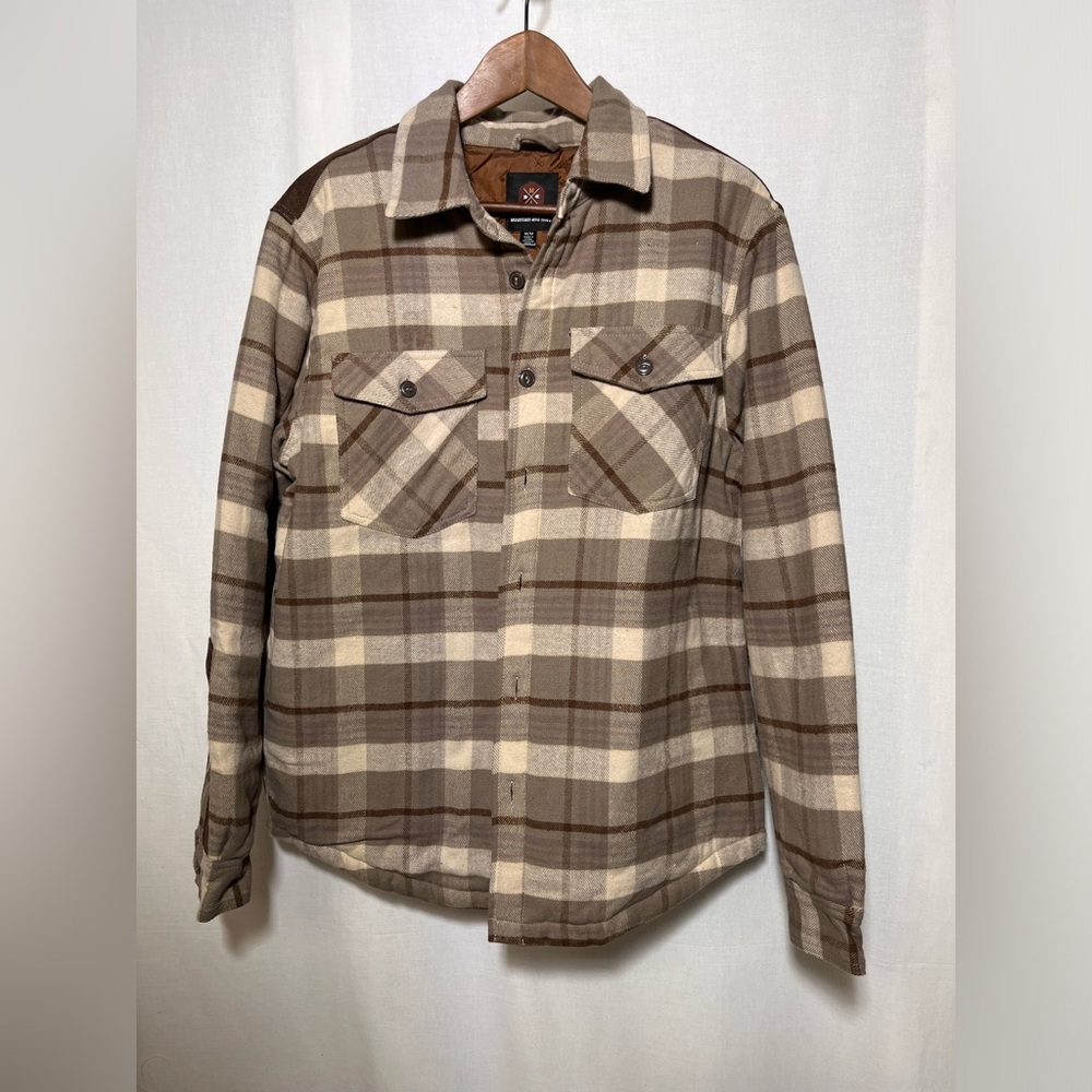 NWT Mountain and Isles Jacket size M